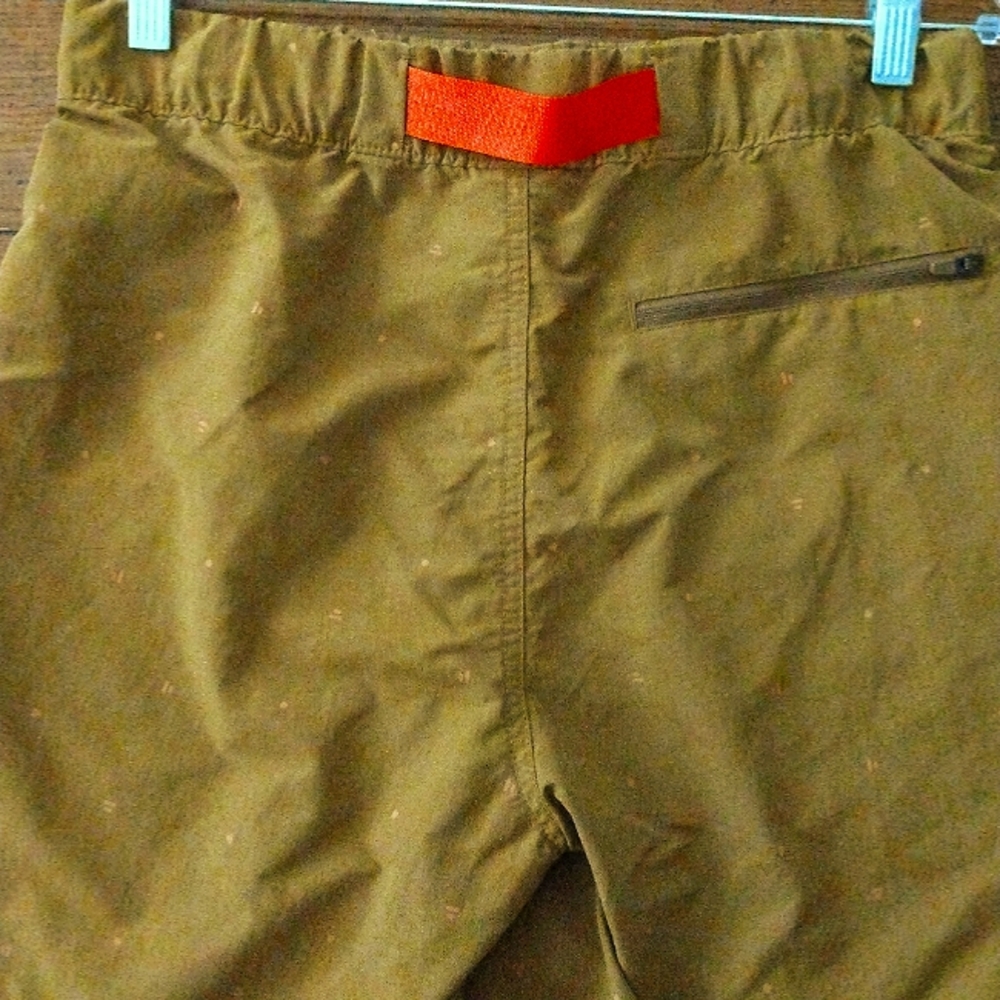 REI Lightweight Belted Hiking Shorts - Picture 2 of 5